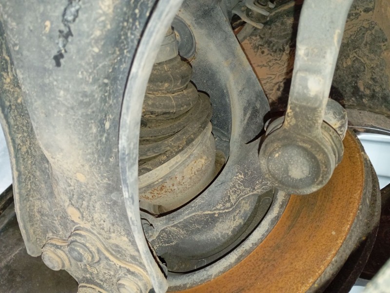 Recambio de mangueta delantera derecha para peugeot 2008 i (cu_) 1.6 bluehdi 120 referencia OEM IAM   