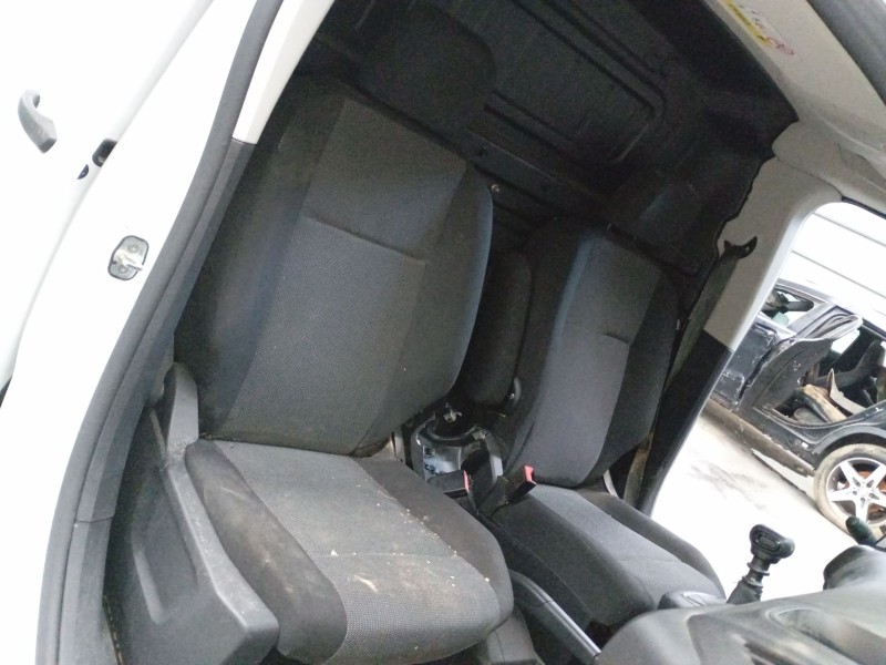 peugeot partner furgoneta/monovolumen (k9) del año 2023