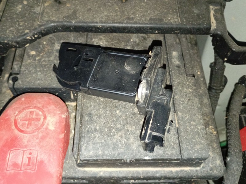 Recambio de caudalimetro para peugeot partner furgoneta/monovolumen (k9) 1.5 bluehdi 100 referencia OEM IAM   