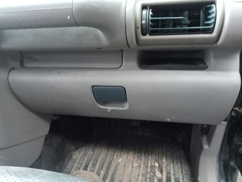 Recambio de guantera para land rover freelander i (l314) 2.0 di 4x4 referencia OEM IAM   