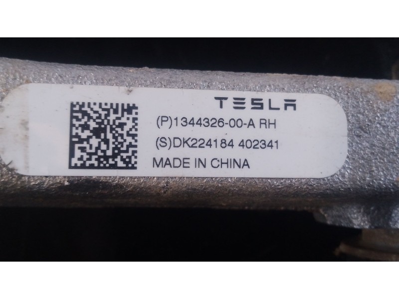 Recambio de brazo suspension superior delantero derecho para tesla model 3 (5yj3) ev awd referencia OEM IAM 134432600A  P1-B4-17