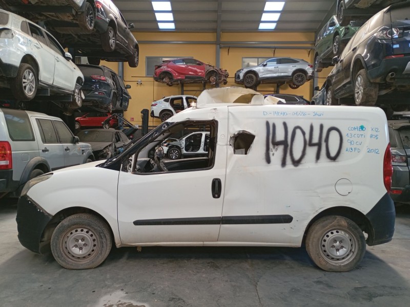 opel combo furgoneta/monovolumen (x12) del año 2015