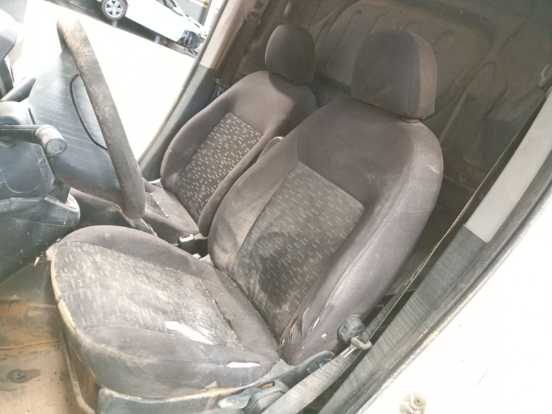 opel combo furgoneta/monovolumen (x12) del año 2015