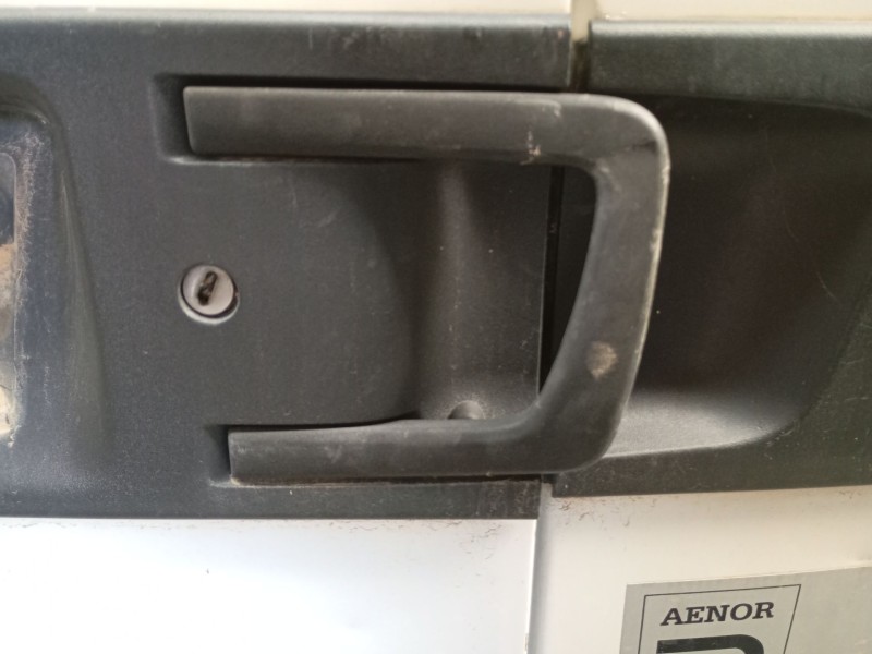 Recambio de maneta exterior porton para opel combo furgoneta/monovolumen (x12) 1.3 cdti (b05) referencia OEM IAM   