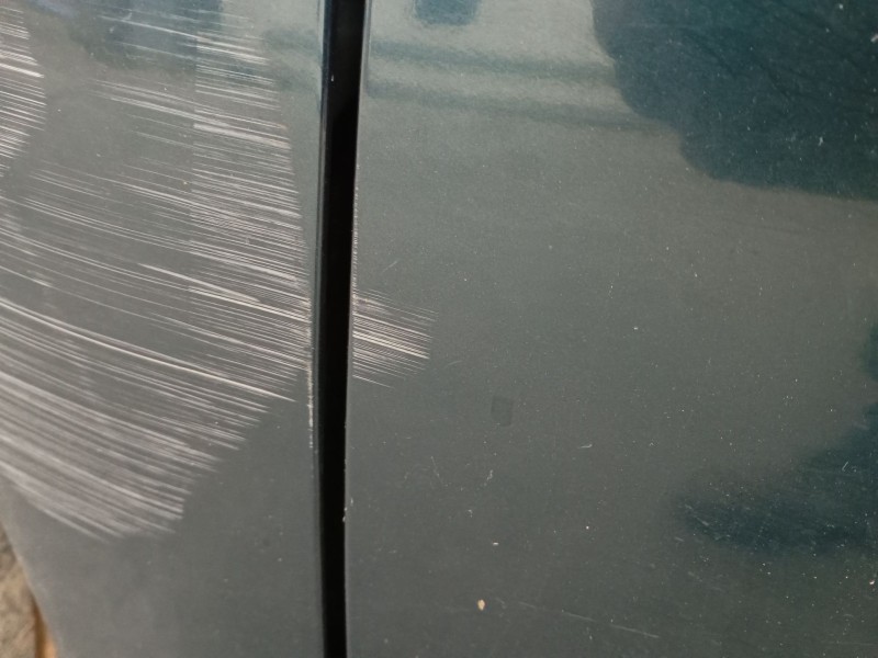 Recambio de puerta delantera izquierda para kia carens iv 1.7 crdi referencia OEM IAM   