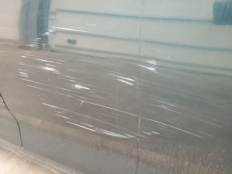 Recambio de puerta trasera izquierda para kia carens iv 1.7 crdi referencia OEM IAM   