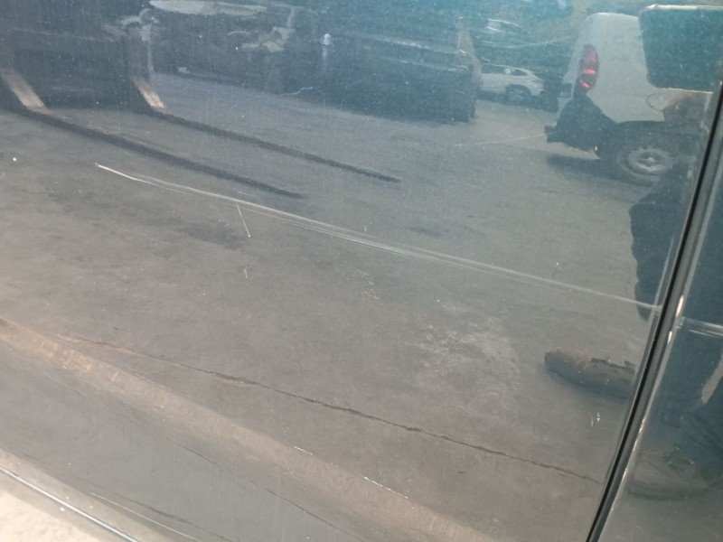 Recambio de puerta trasera derecha para kia carens iv 1.7 crdi referencia OEM IAM   