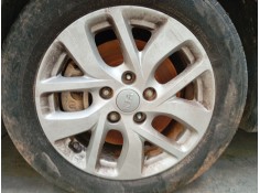 Recambio de llanta para kia carens iv 1.7 crdi referencia OEM IAM 205/55/16  