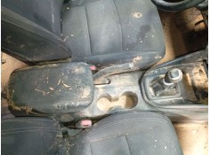 Recambio de consola central para kia carens iv 1.7 crdi referencia OEM IAM   