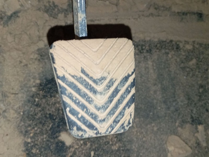 Recambio de pedal embrague para kia carens iv 1.7 crdi referencia OEM IAM   