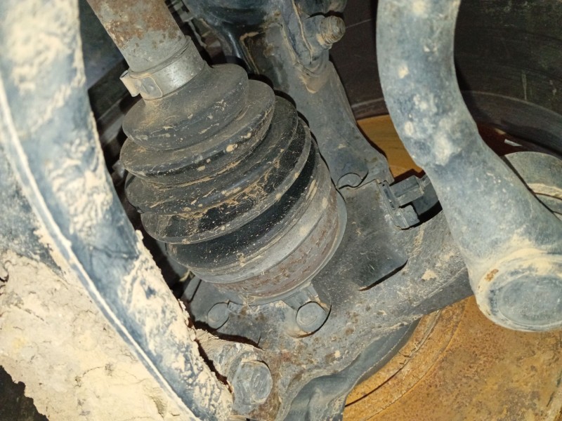 Recambio de mangueta delantera derecha para kia carens iv 1.7 crdi referencia OEM IAM   