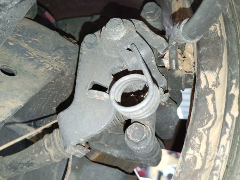 Recambio de pinza freno trasera derecha para kia carens iv 1.7 crdi referencia OEM IAM   