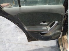 GUARNECIDO PUERTA TRASERA IZQUIERDA 