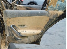 GUARNECIDO PUERTA TRASERA DERECHA 