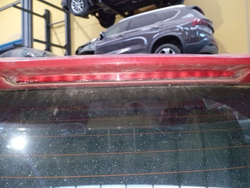 Recambio de luz central de freno para mercedes-benz clase a (w176) a 180 cdi / d (176.012) referencia OEM IAM   