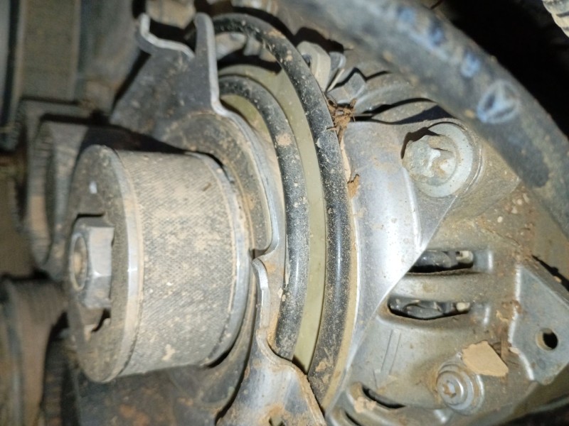 Recambio de alternador para mercedes-benz clase a (w177) a 200 mild-hybrid (177.087) referencia OEM IAM   