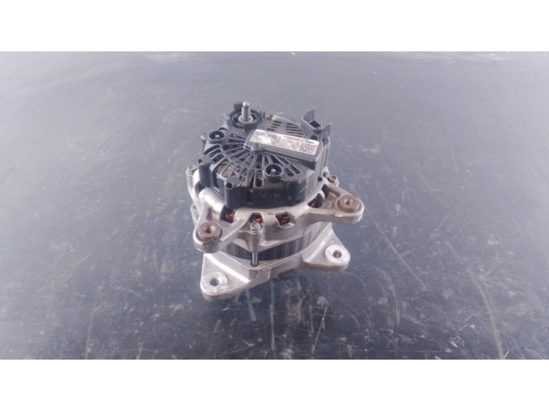 Recambio de alternador para renault clio iv (bh_) 1.5 dci 90 referencia OEM IAM   