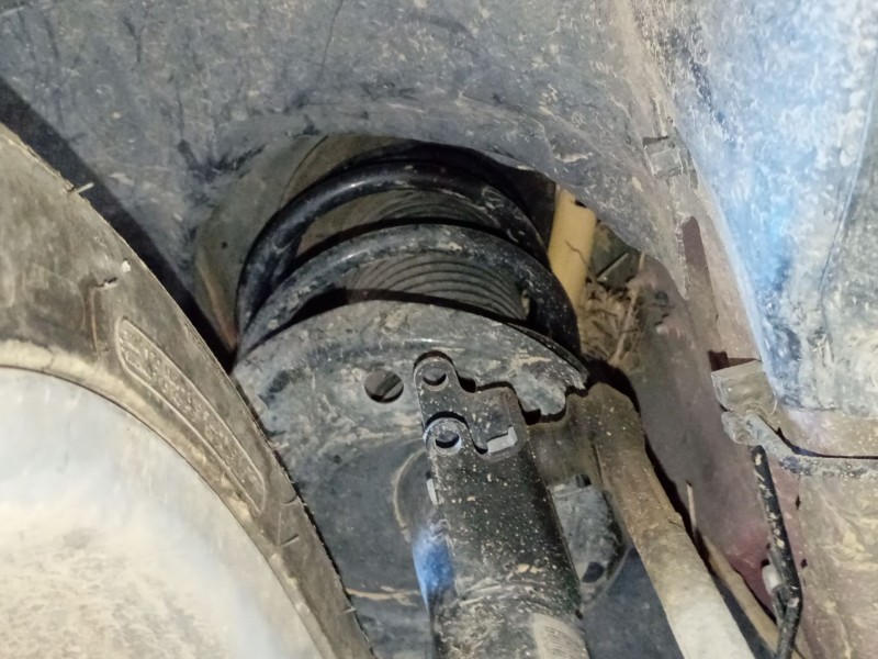 Recambio de amortiguador delantero derecho para mercedes-benz clase a (w176) a 180 cdi / d (176.012) referencia OEM IAM   