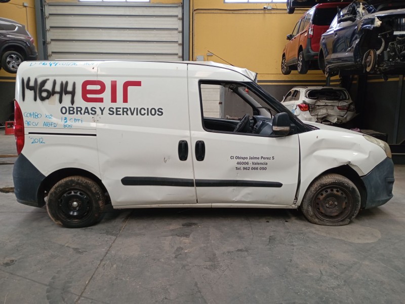 opel combo furgoneta/monovolumen (x12) del año 2012