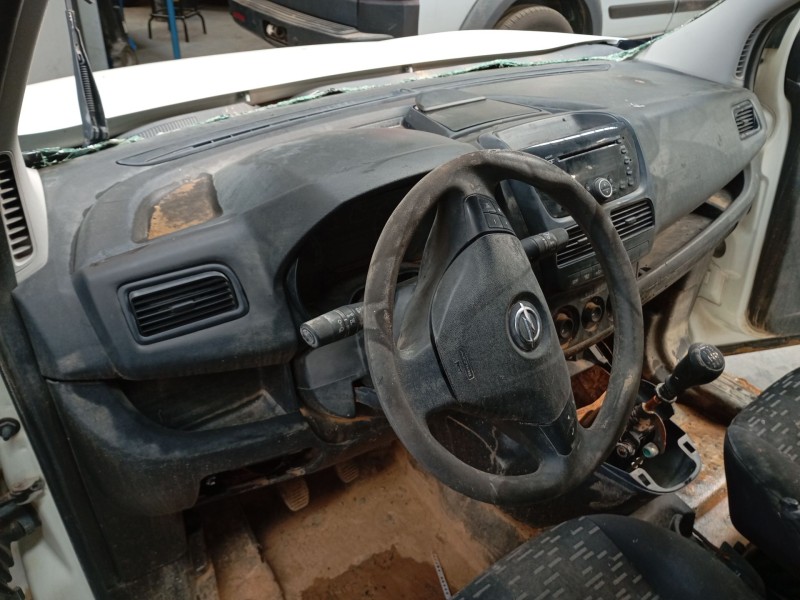 Recambio de salpicadero para opel combo furgoneta/monovolumen (x12) 1.3 cdti (b05) referencia OEM IAM   