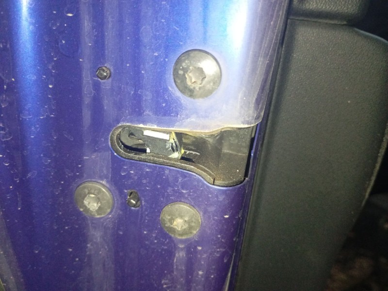 Recambio de cerradura puerta trasera izquierda para citroën c4 picasso ii 1.2 thp 130 referencia OEM IAM   