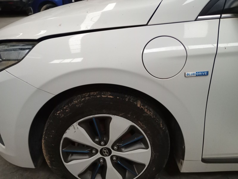 Recambio de aleta delantera izquierda para hyundai ioniq (ae) 1.6 gdi plug-in hybrid referencia OEM IAM   