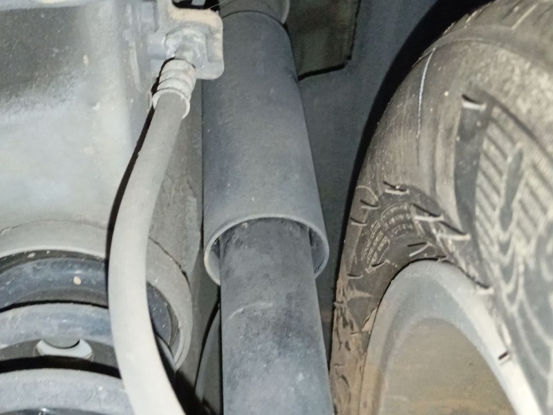 Recambio de amortiguador trasero derecho para hyundai ioniq (ae) 1.6 gdi plug-in hybrid referencia OEM IAM   