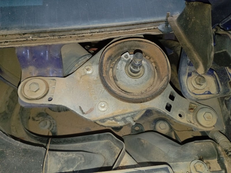 Recambio de motor limpia delantero para citroën c4 picasso ii 1.2 thp 130 referencia OEM IAM 9816172980  