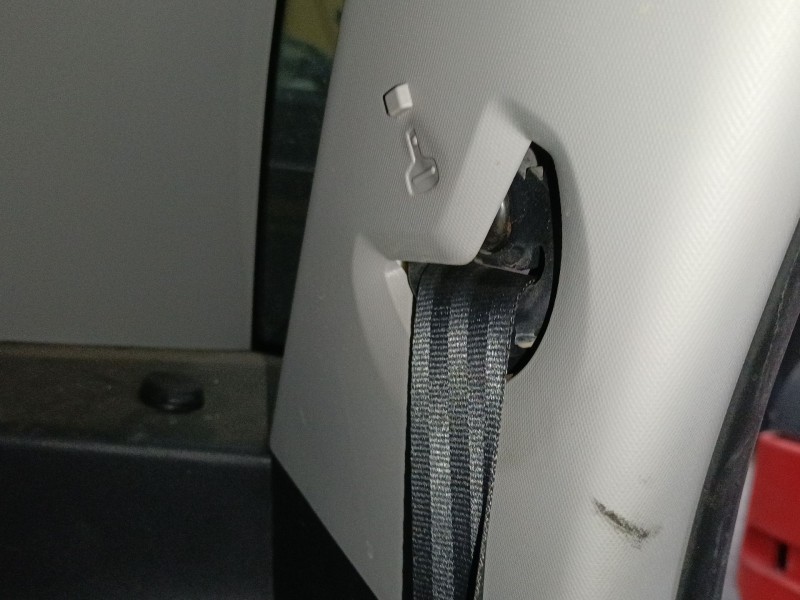 Recambio de cinturon seguridad trasero izquierdo para citroën c4 picasso ii 1.2 thp 130 referencia OEM IAM   