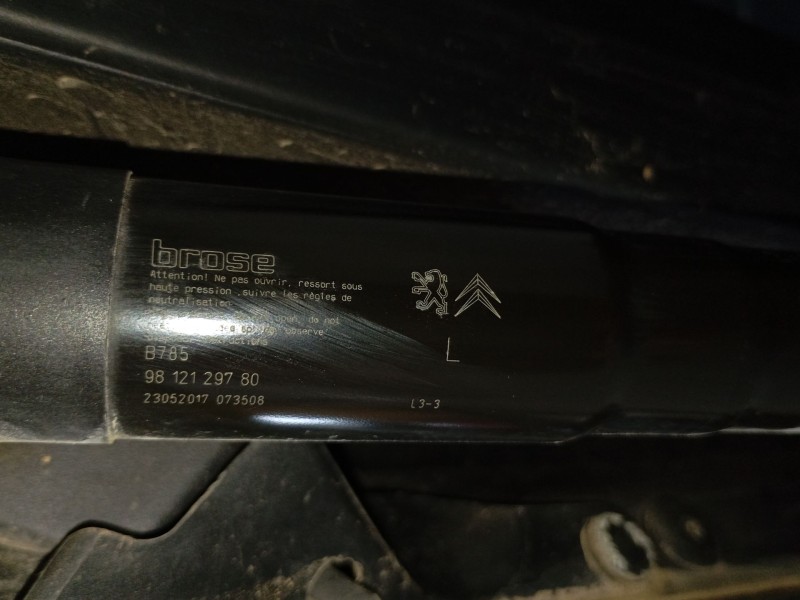 Recambio de amortiguador porton trasero izquierdo para citroën c4 picasso ii 1.2 thp 130 referencia OEM IAM   