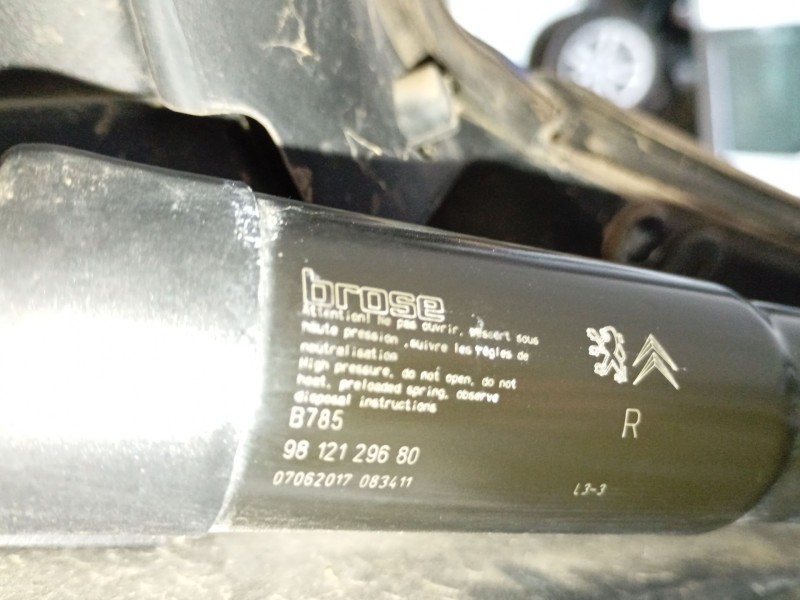 Recambio de amortiguador porton trasero derecho para citroën c4 picasso ii 1.2 thp 130 referencia OEM IAM 9812129680  