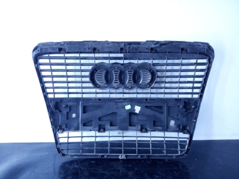 Recambio de rejilla delantera para audi a3 (8p1) 1.9 tdi referencia OEM IAM   