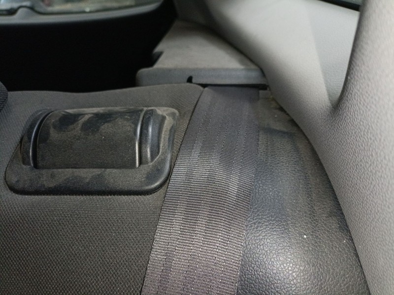 Recambio de cinturon seguridad trasero izquierdo para kia cee´d (jd) 1.4 crdi 90 referencia OEM IAM   