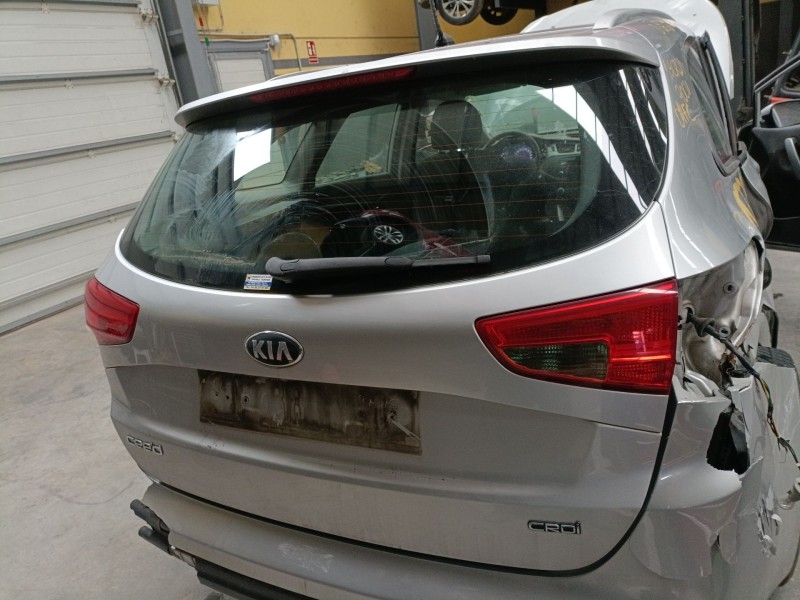 Recambio de porton trasero para kia cee´d (jd) 1.4 crdi 90 referencia OEM IAM   