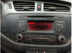 SISTEMA AUDIO / RADIO CD 