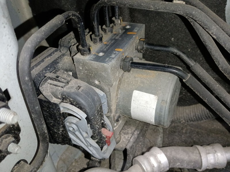 Recambio de abs para kia cee´d (jd) 1.4 crdi 90 referencia OEM IAM   