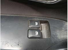 Recambio de mando elevalunas delantero izquierdo para kia cee´d (jd) 1.4 crdi 90 referencia OEM IAM   