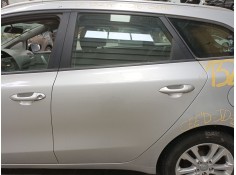 Recambio de puerta trasera izquierda para kia cee´d (jd) 1.4 crdi 90 referencia OEM IAM   