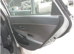 GUARNECIDO PUERTA TRASERA DERECHA 