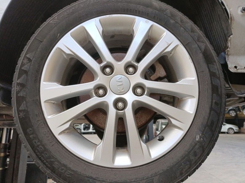 Recambio de llanta para kia cee´d (jd) 1.4 crdi 90 referencia OEM IAM 205/55/16  