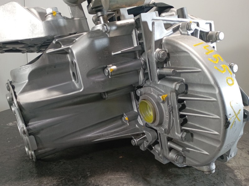 Recambio de caja cambios para peugeot boxer furgoneta 2.2 bluehdi 120 referencia OEM IAM 20GP25  M1-B2-43