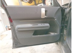 GUARNECIDO PUERTA DELANTERA IZQUIERDA 