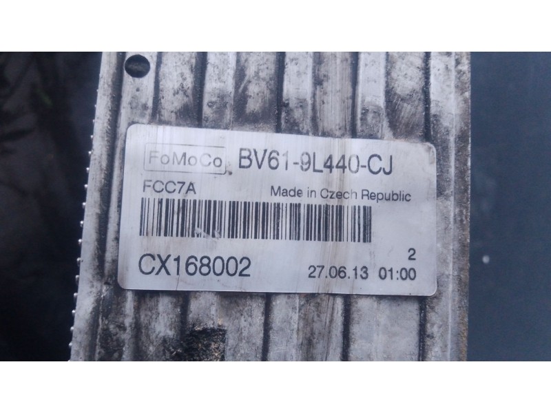 Recambio de intercooler para ford focus iii turnier 1.6 tdci referencia OEM IAM   