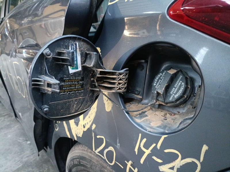 Recambio de tapa exterior combustible para hyundai i20 ii (gb, ib) 1.2 referencia OEM IAM   