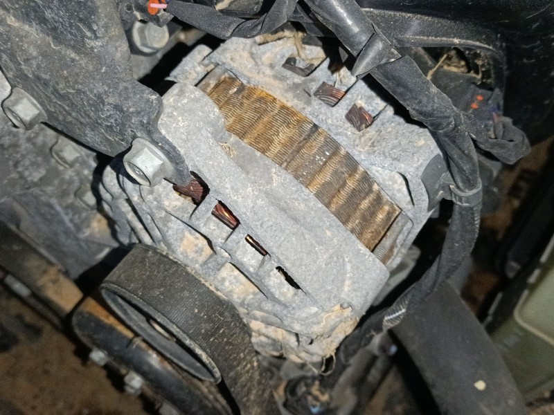 Recambio de alternador para hyundai i20 ii (gb, ib) 1.2 referencia OEM IAM   