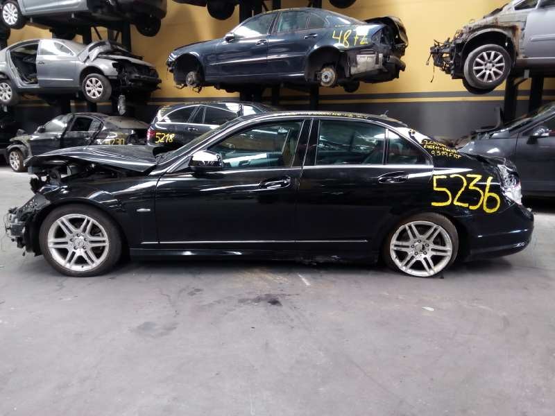 mercedes-benz clase c (w204) berlina del año 2007