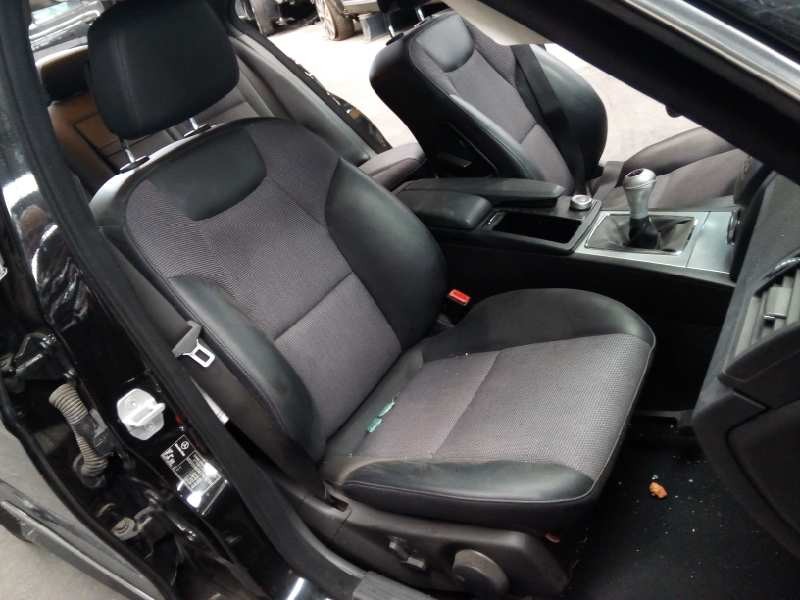 mercedes-benz clase c (w204) berlina del año 2007