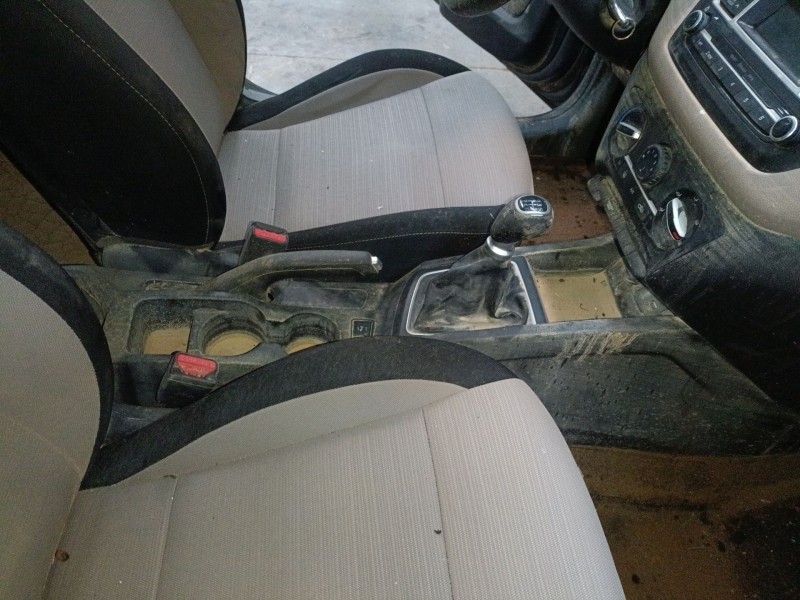 Recambio de consola central para hyundai i20 ii (gb, ib) 1.2 referencia OEM IAM   
