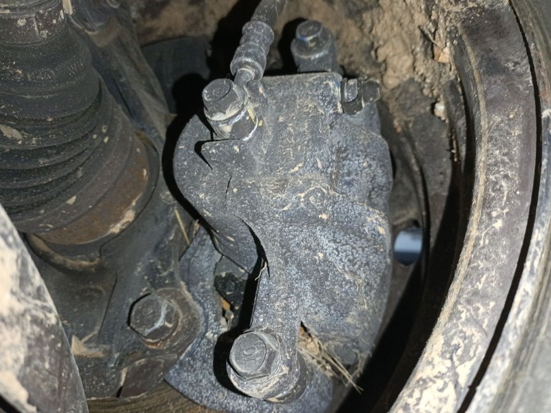 Recambio de pinza freno delantera izquierda para hyundai i20 ii (gb, ib) 1.2 referencia OEM IAM   