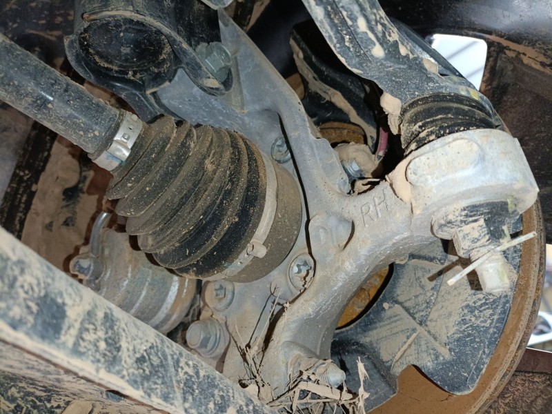 Recambio de mangueta delantera derecha para kia sportage v (nq5) 1.6 t-gdi mhev awd referencia OEM IAM   